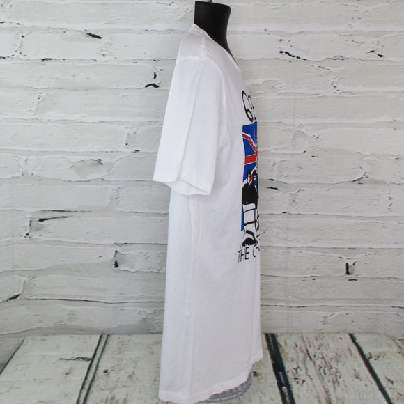 Bravado Queen The Crazy Tour Graphic T-Shirt - Picture 3 of 6